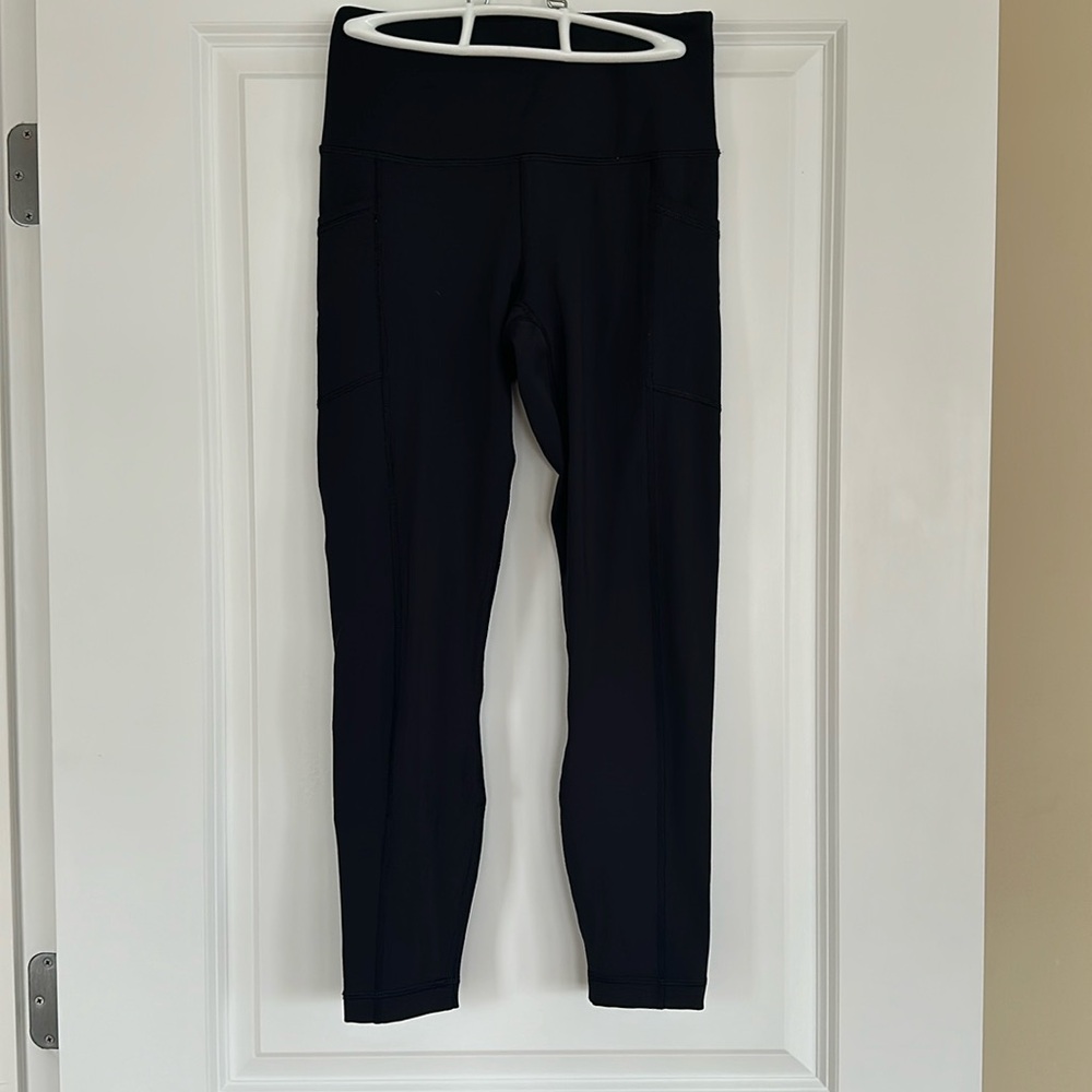 Leggings with a pocket